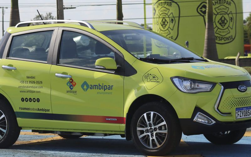 veiculo sustentavel movido a gnc reciclagem urbana e plastico filme