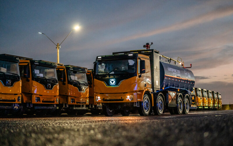 XCMG traz para o Brasil o primeiro caminhão pipa 100% elétrico